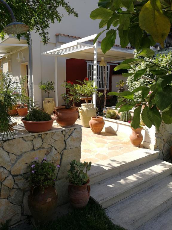 Il Giardino Dei Limoni Bed & Breakfast Aci Castello Eksteriør bilde