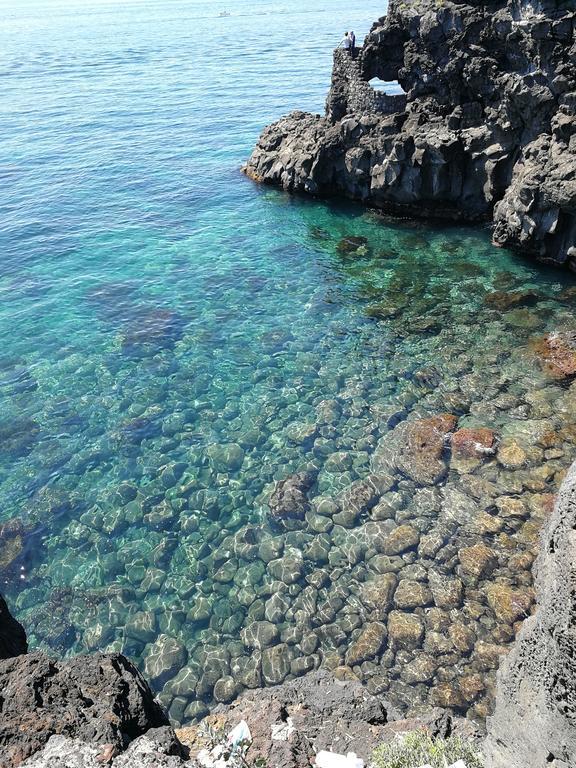 Il Giardino Dei Limoni Bed & Breakfast Aci Castello Eksteriør bilde